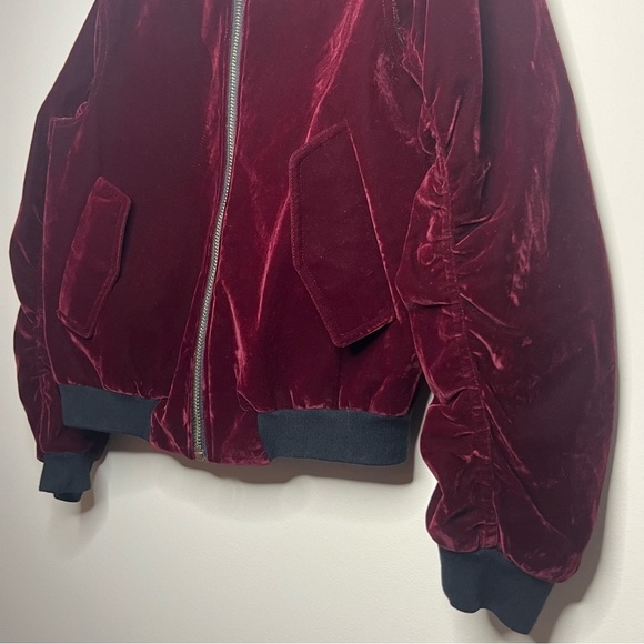 NWOT SANDRO Paris Ventura Cranberry Red Velvet Bomber Jacket - Picture 6 of 14